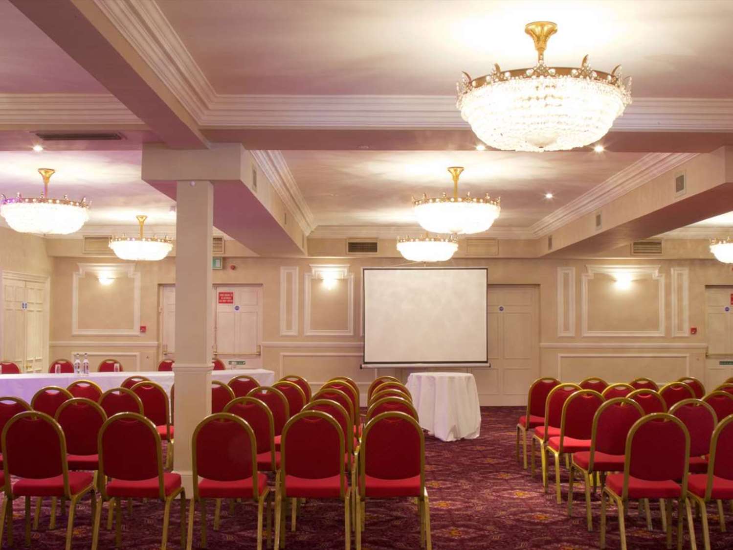London Chigwell Prince Regent Hotel - Signature Collection By Best Western 28/32