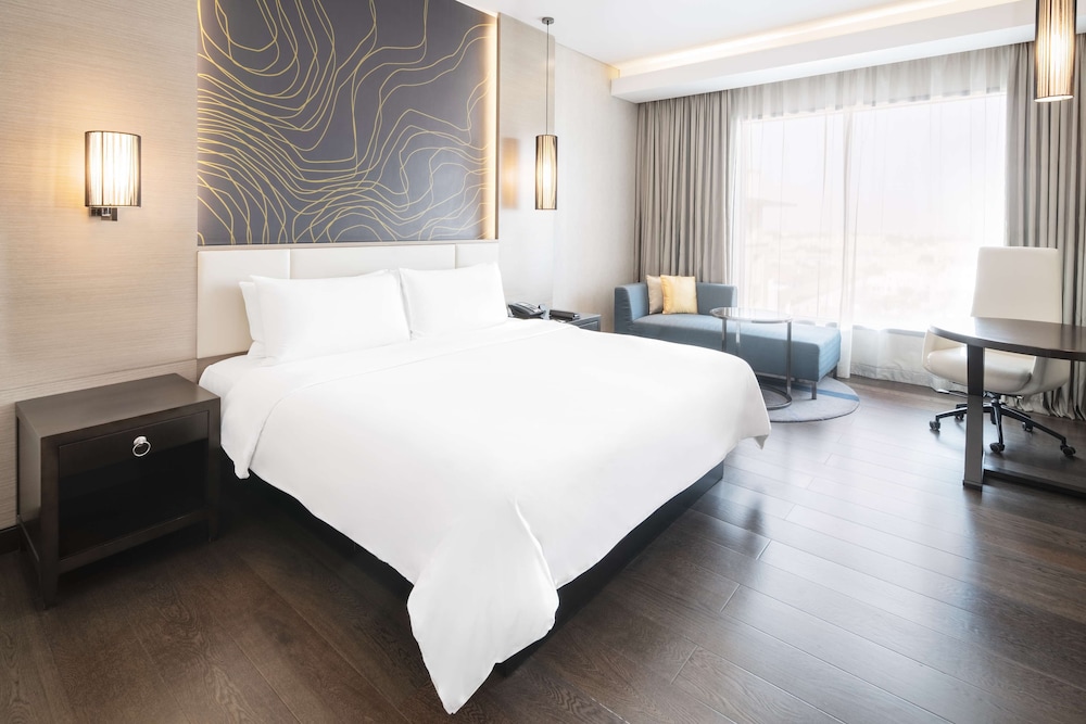 Collection Room H، Radisson Collection Muscat, Hormuz Grand 7/10