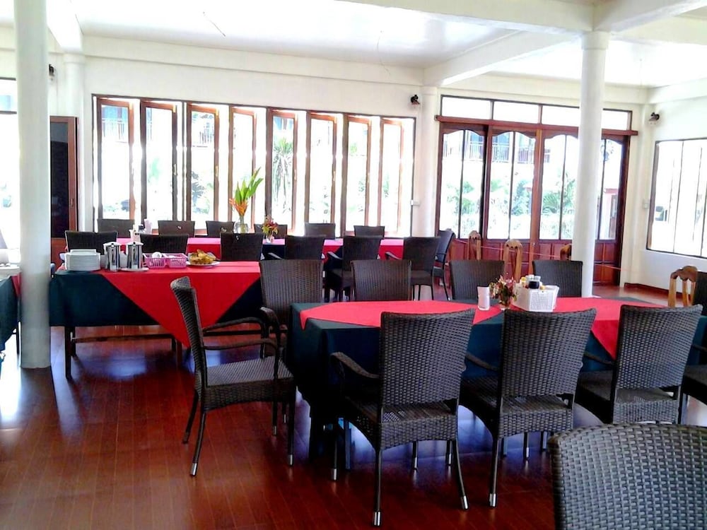 Siam Tara Resort 40/50