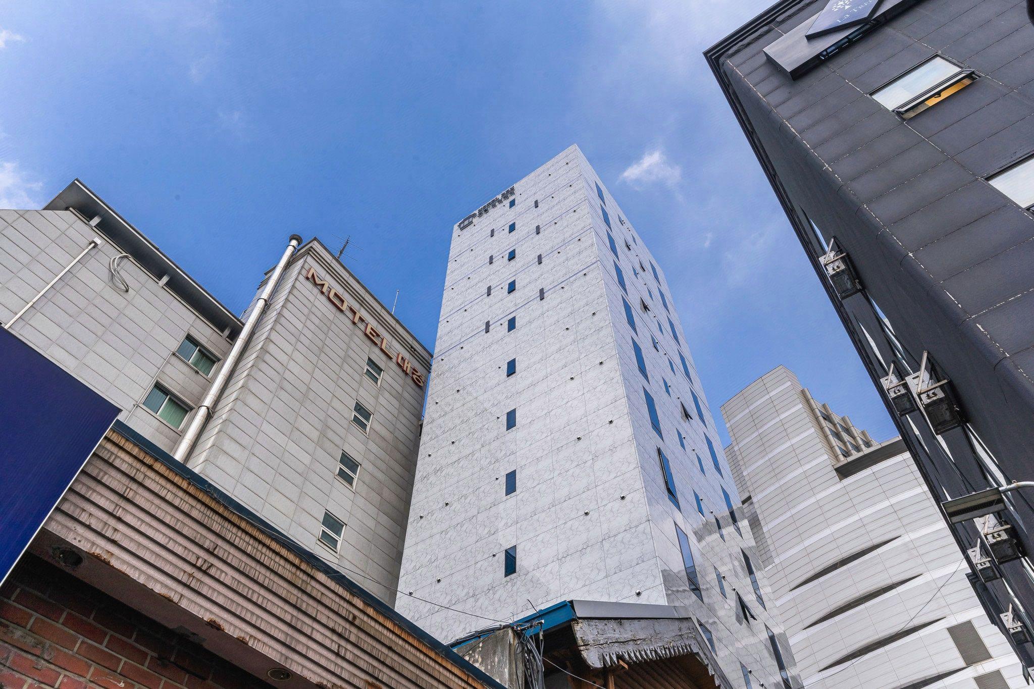 Hotel DDK 10/71