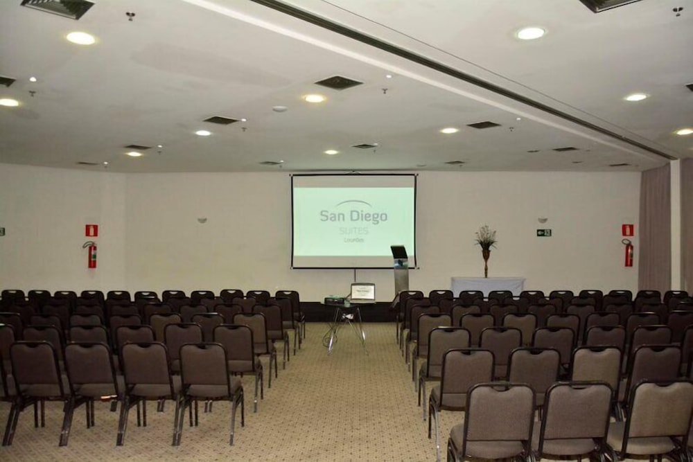 San Diego Convention Lourdes 57/64