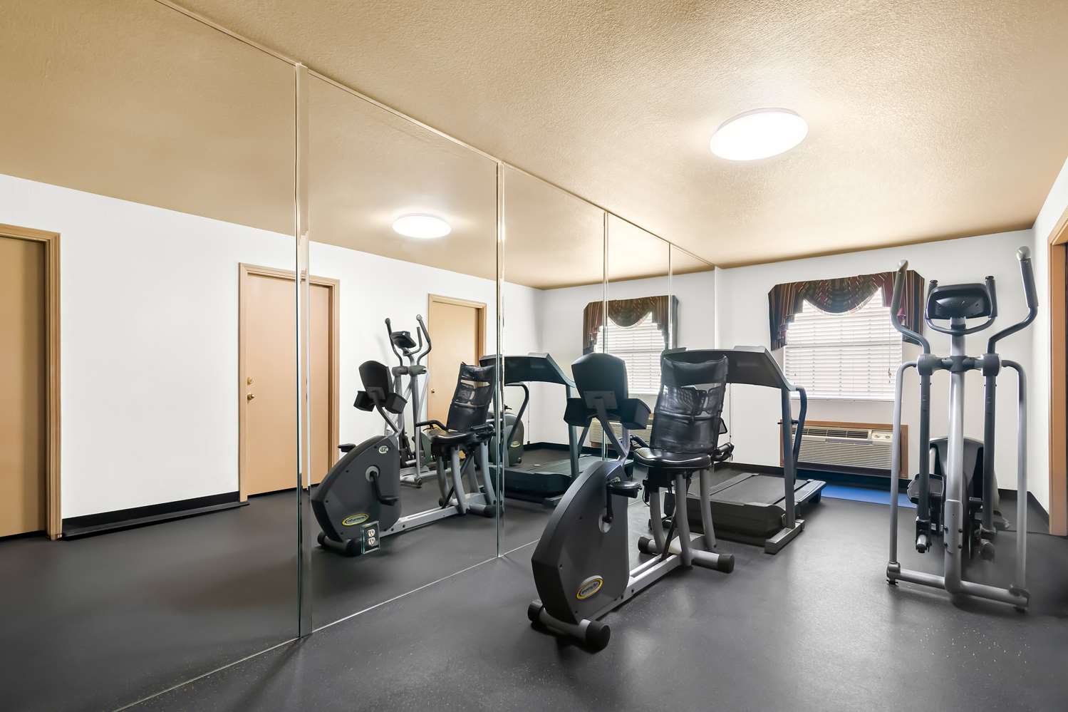 Best Western Stateline Lodge 16/23