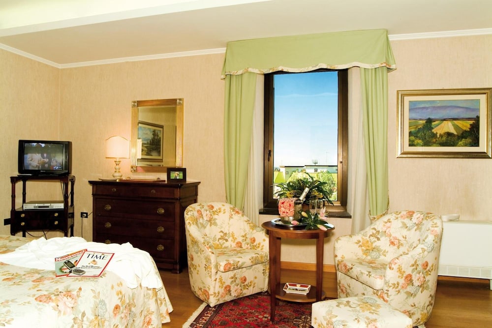 Balletti Palace Hotel 12/40