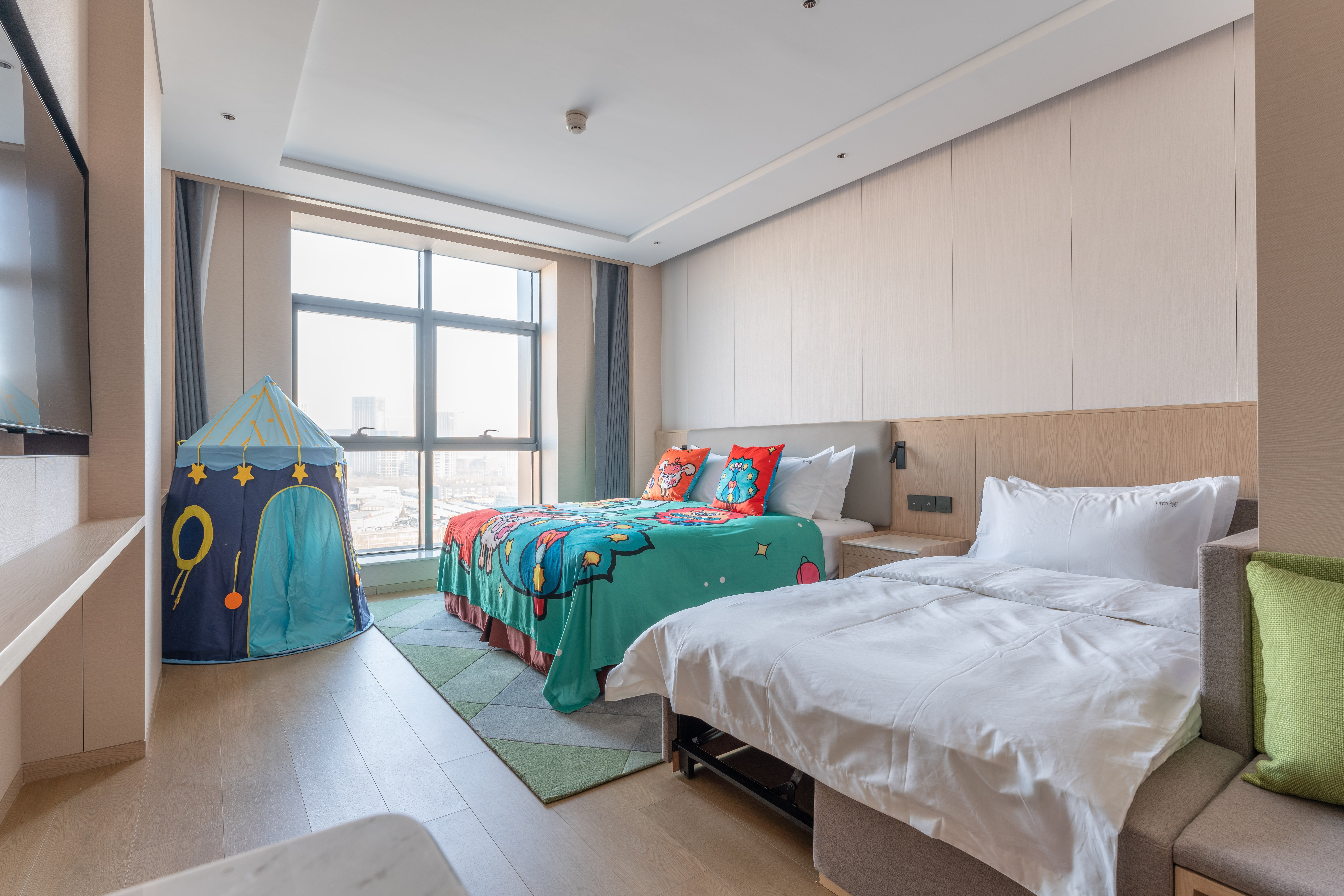 Kids Theme, Standard, King Bed