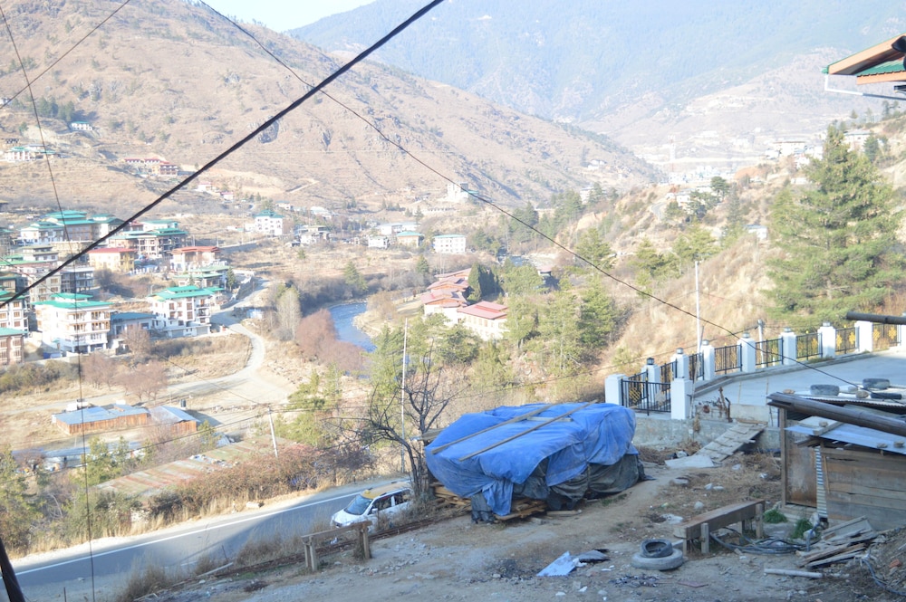 Bhutan Silverpine Resort 34/50
