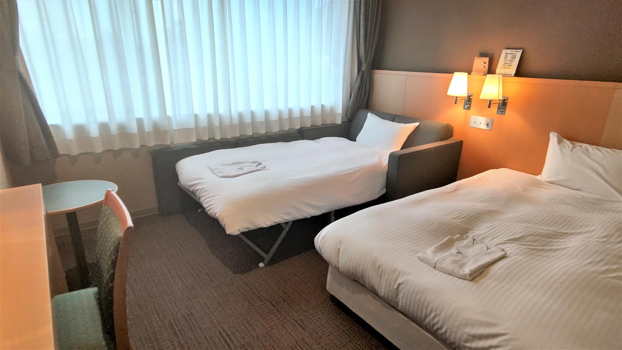 Studio, Twin Beds, Shared Smoking