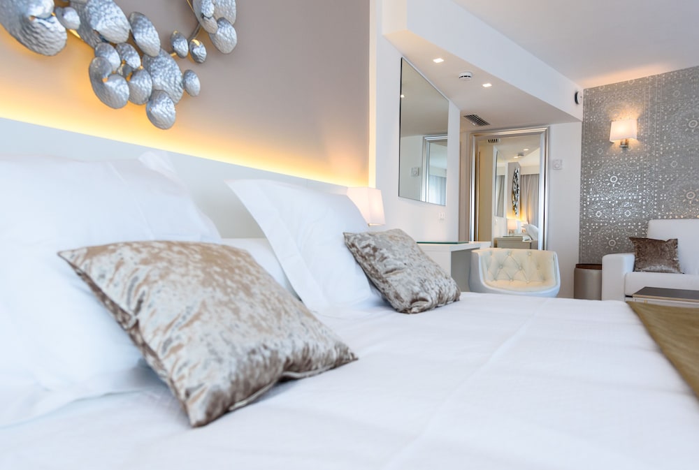 Plaza Santa Ponsa Boutique - Adults Only 26/73