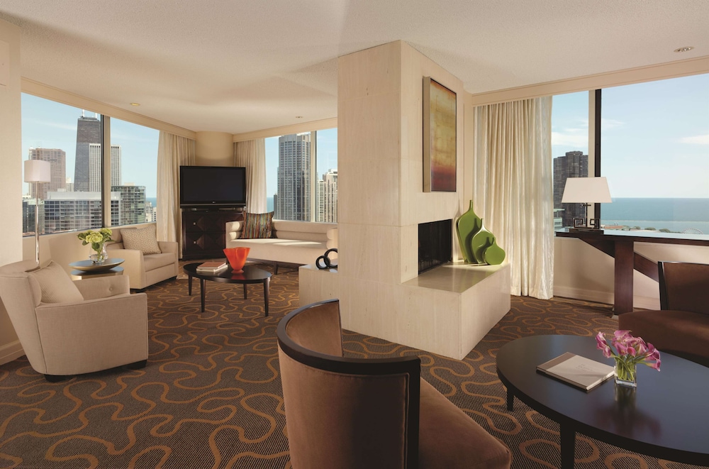 Swissotel Chicago 23/43