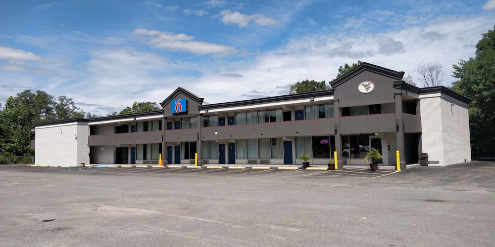 Motel6 Morgantown, WV in MORGANTOWN - WV