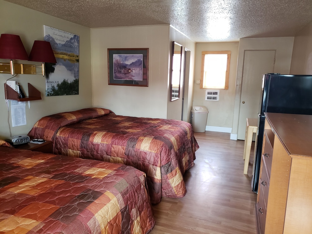 Brickyard Inn 8/23