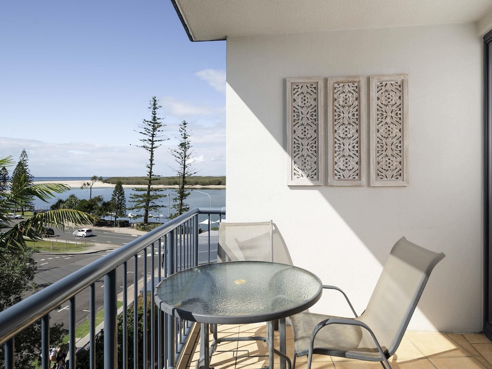 Breakfree Grand Pacific Caloundra 27/66