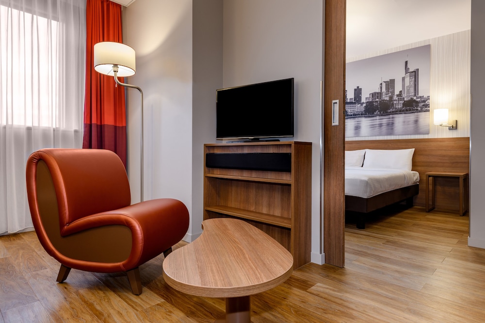 Aparthotel Adagio Frankfurt City Messe 37/67