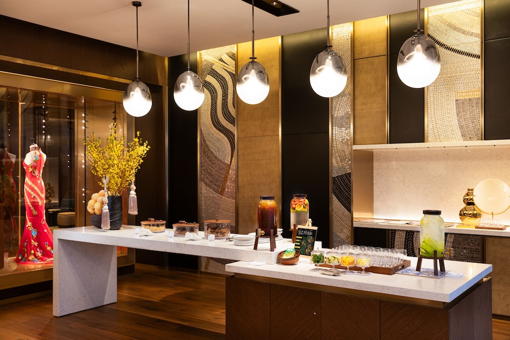 Andaz Hotel Macau 50/50