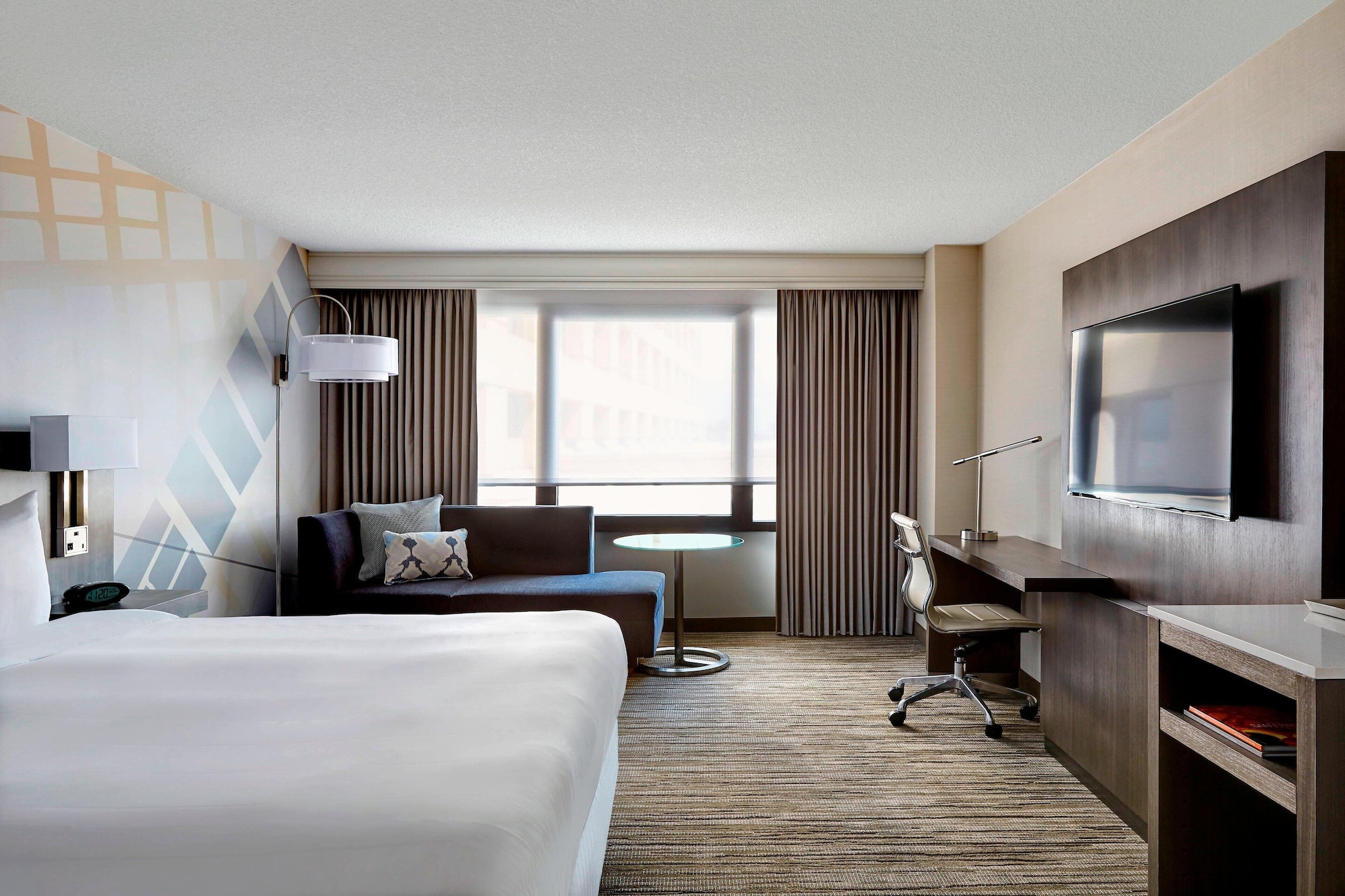 Room at San Francisco Airport Marriott Waterfront, BURLINGAME - CA