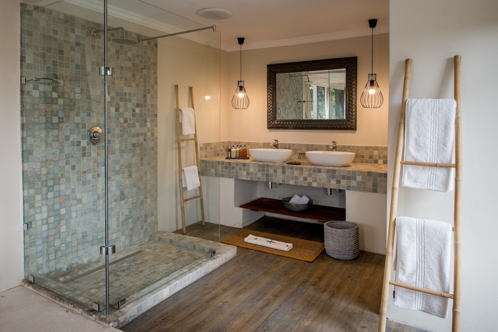 Simbavati River Lodge 49/50