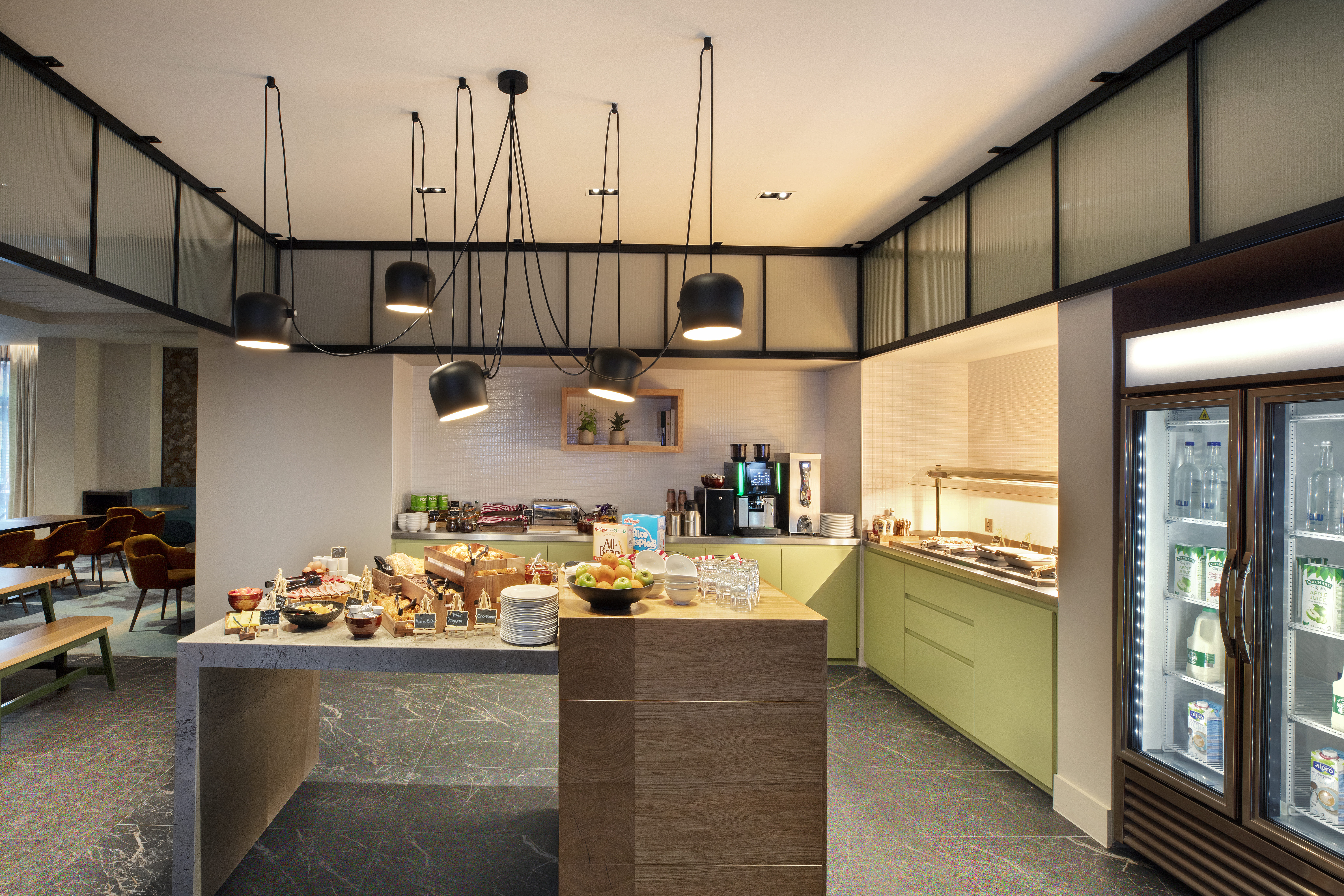 Staybridge Suites London - Heathrow Bath Road 22/36