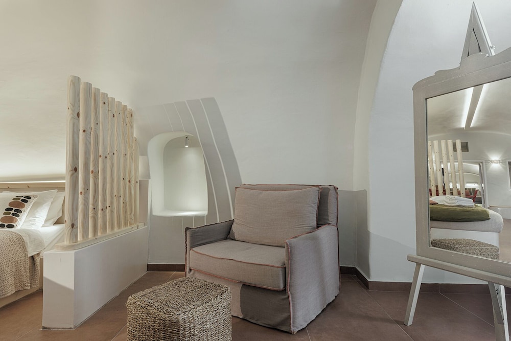 Blue Dolphins Apartments & Suites 35/49