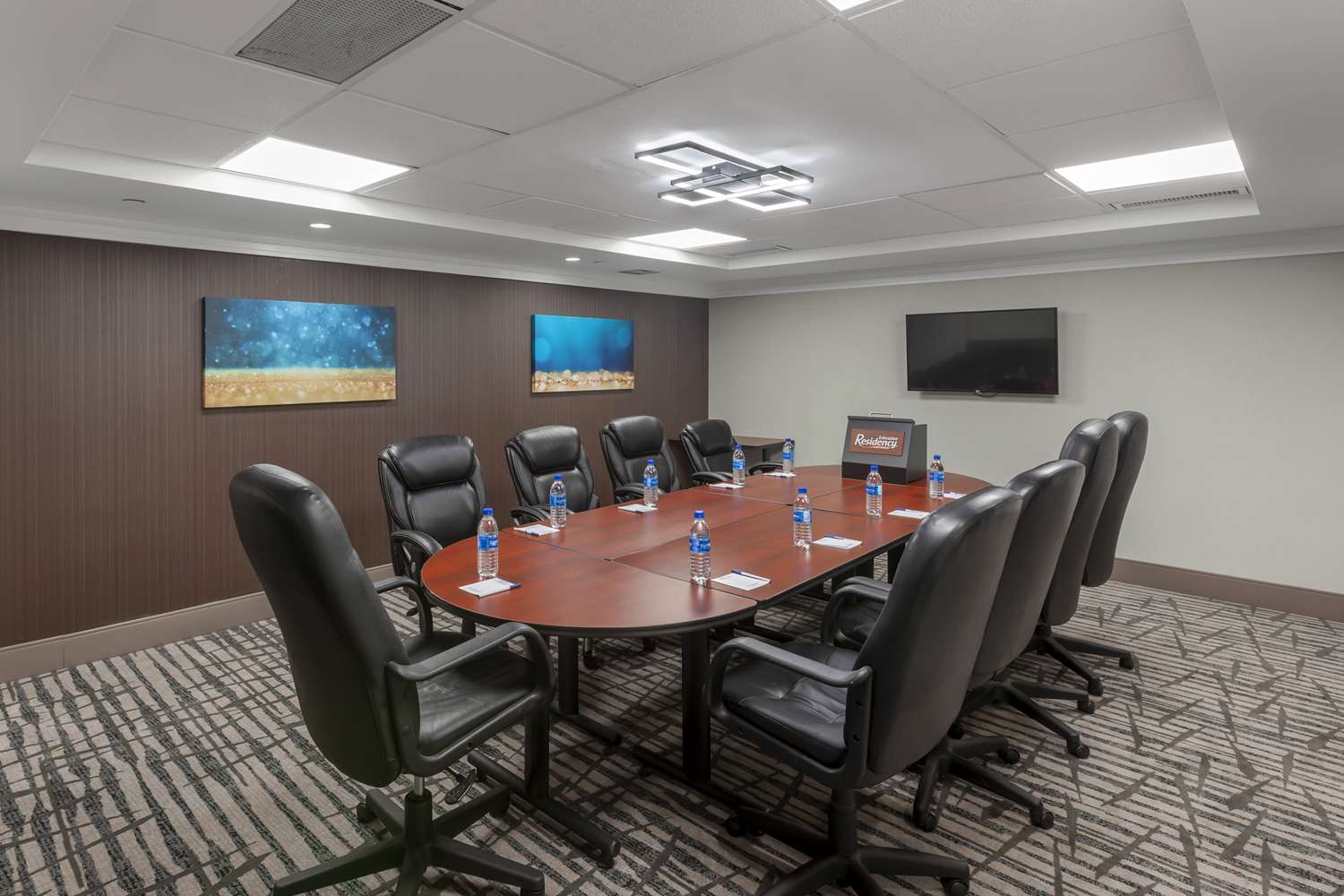Executive Residency By Best Western Toronto Mississauga 30/35