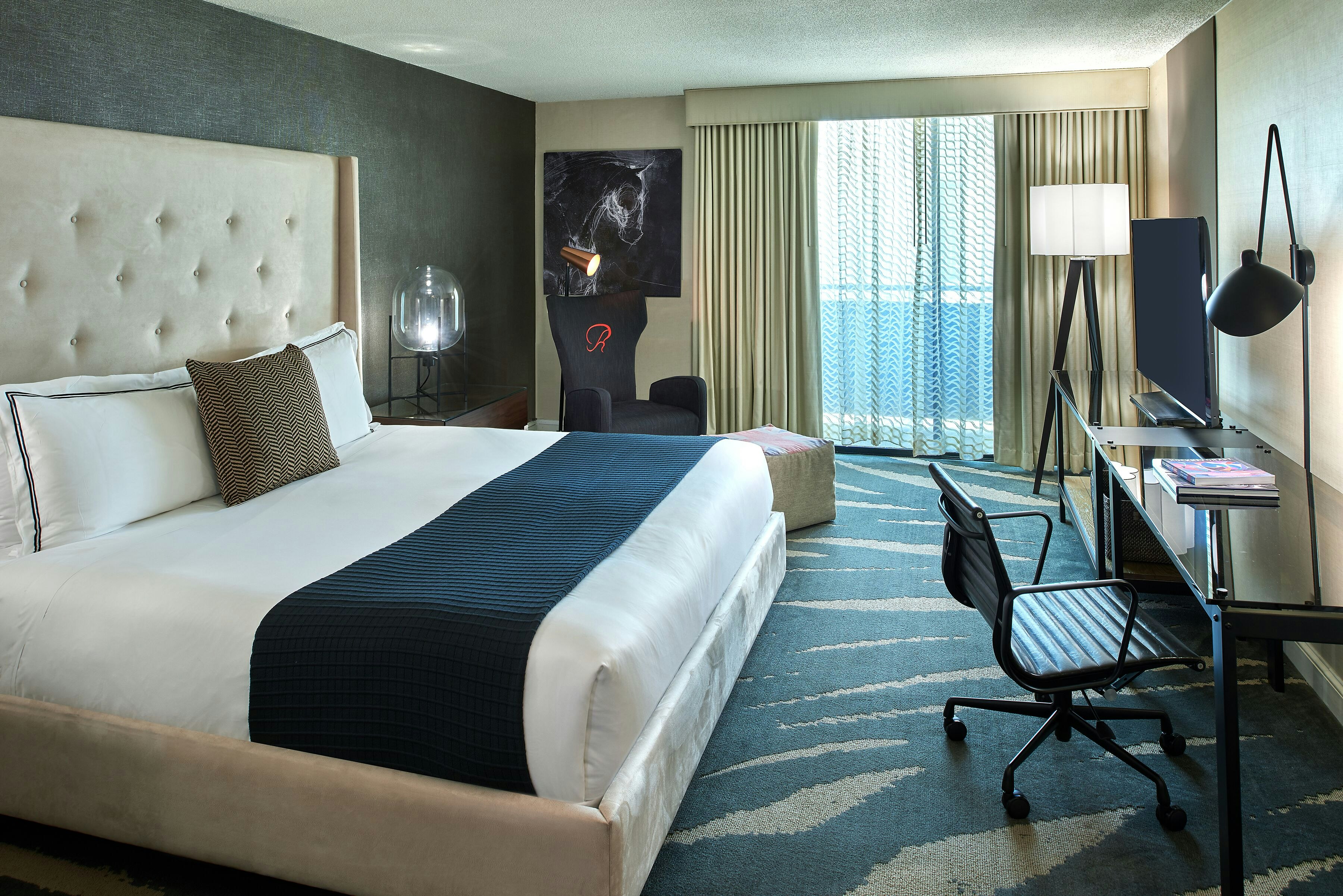 Revere Hotel Boston Common Formerly Radisson Hotel Boston 11/81