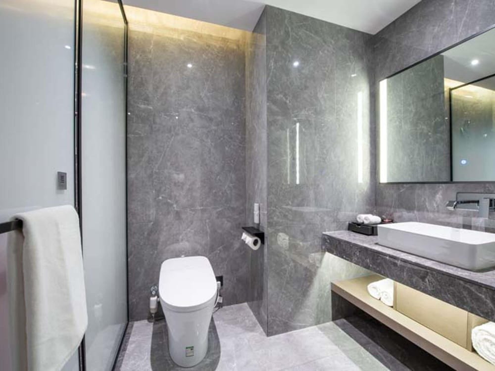 Mercure Xining Haihu CBD 47/50