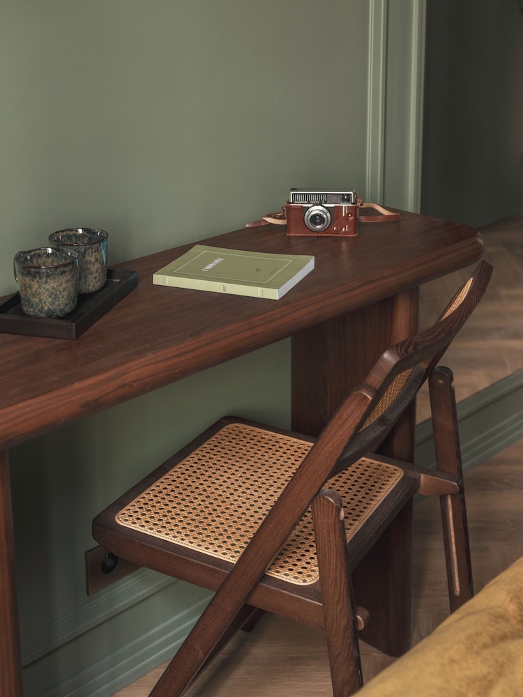 Villathena 54/63