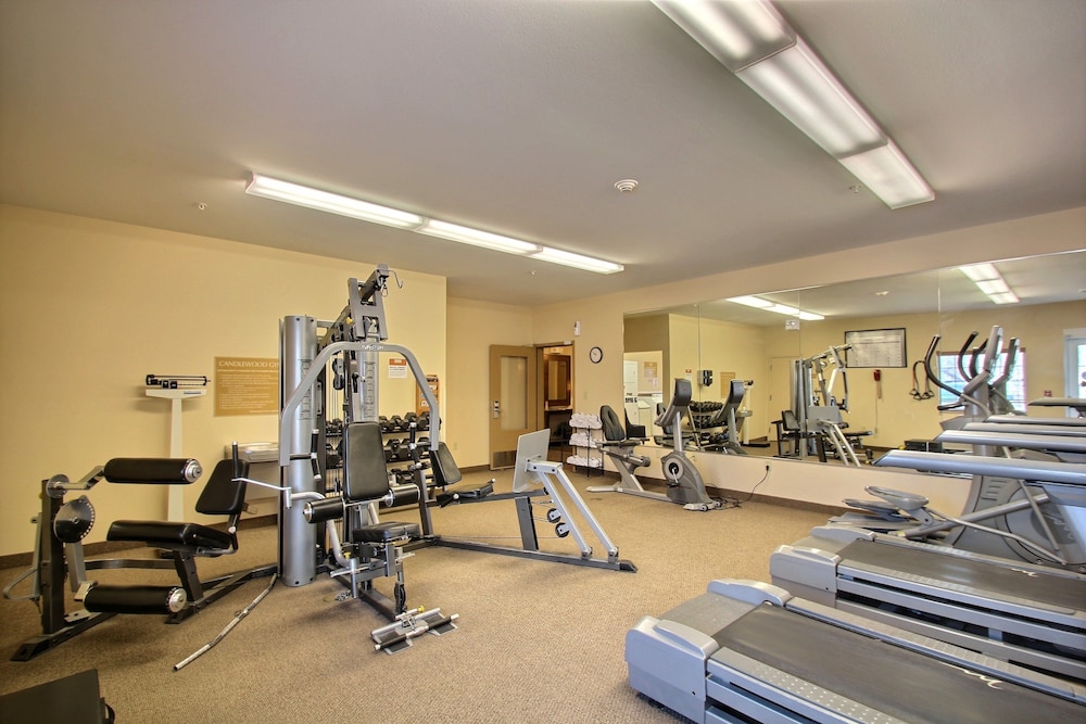 Candlewood Suites Milwaukee Airport-Oak Creek 37/73