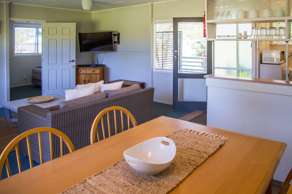 Tasman Holiday Parks - Hahei 37/71