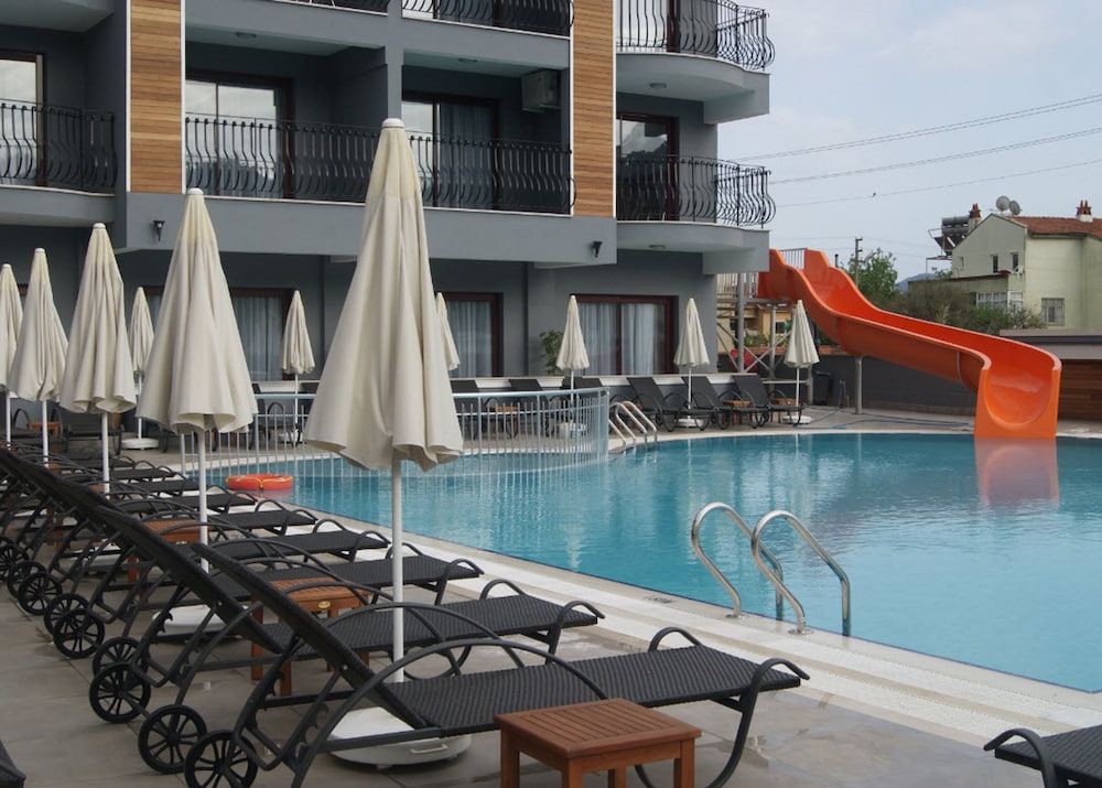 Club Viva Hotel 5/24