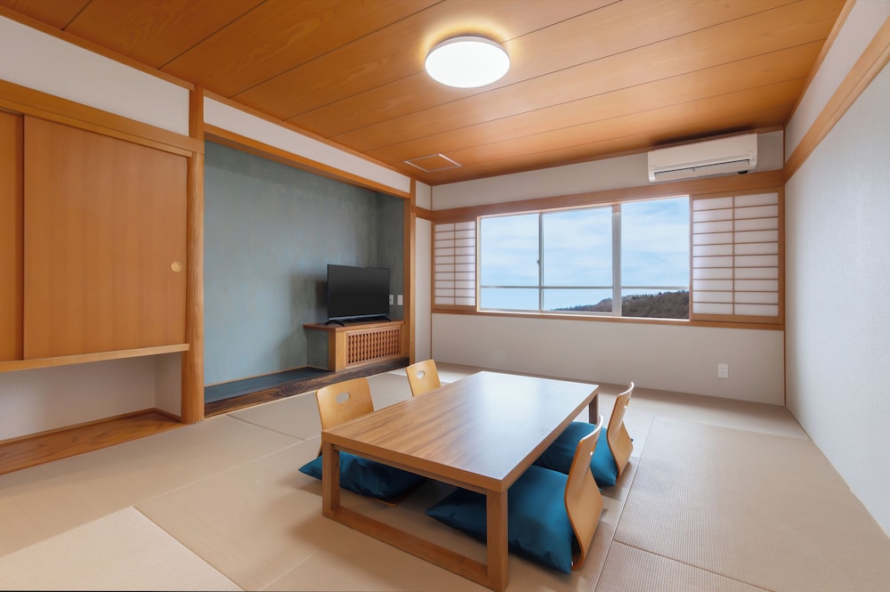 Japanese, Twin Beds, No Bathroom, Tatami