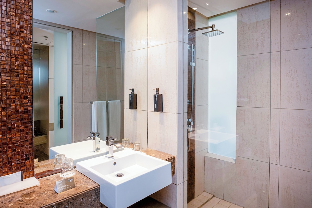 Noom Hotel Dakar Sea Plaza, a member of Radisson Individuals 74/75
