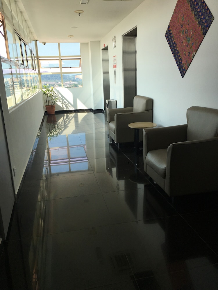 Kingston Hotel 25 at Summit Signature Batu Pahat 24/31