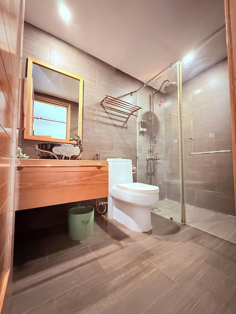 Palette Fuji Boutique Japanese Hotel Near Nha Trang Beach 48/49