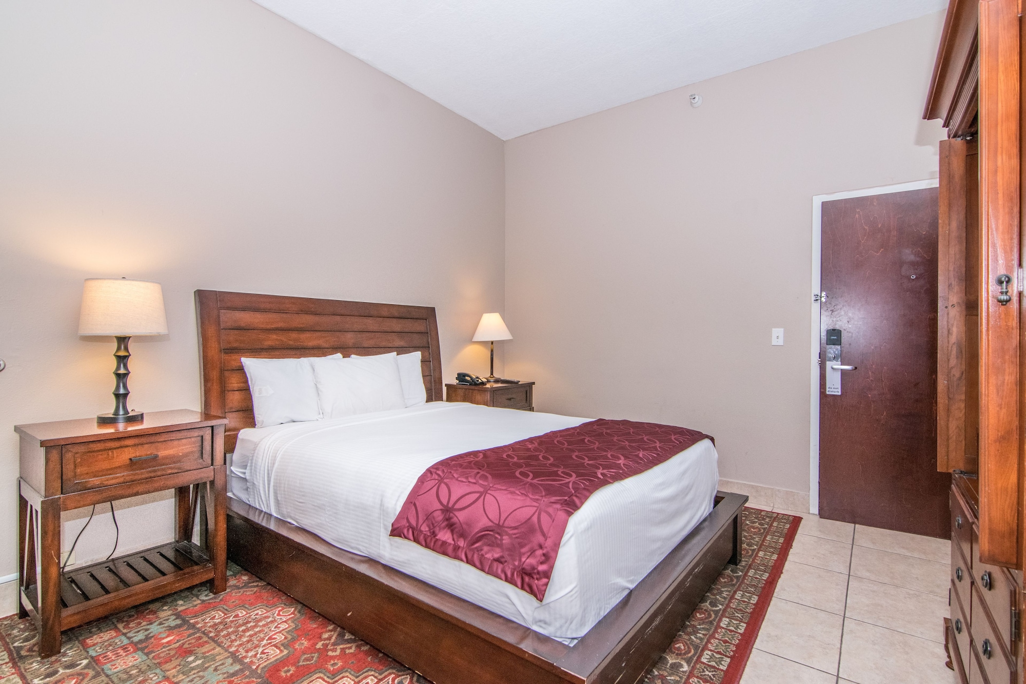 1 BEDROOM, DELUXE, SUITE
