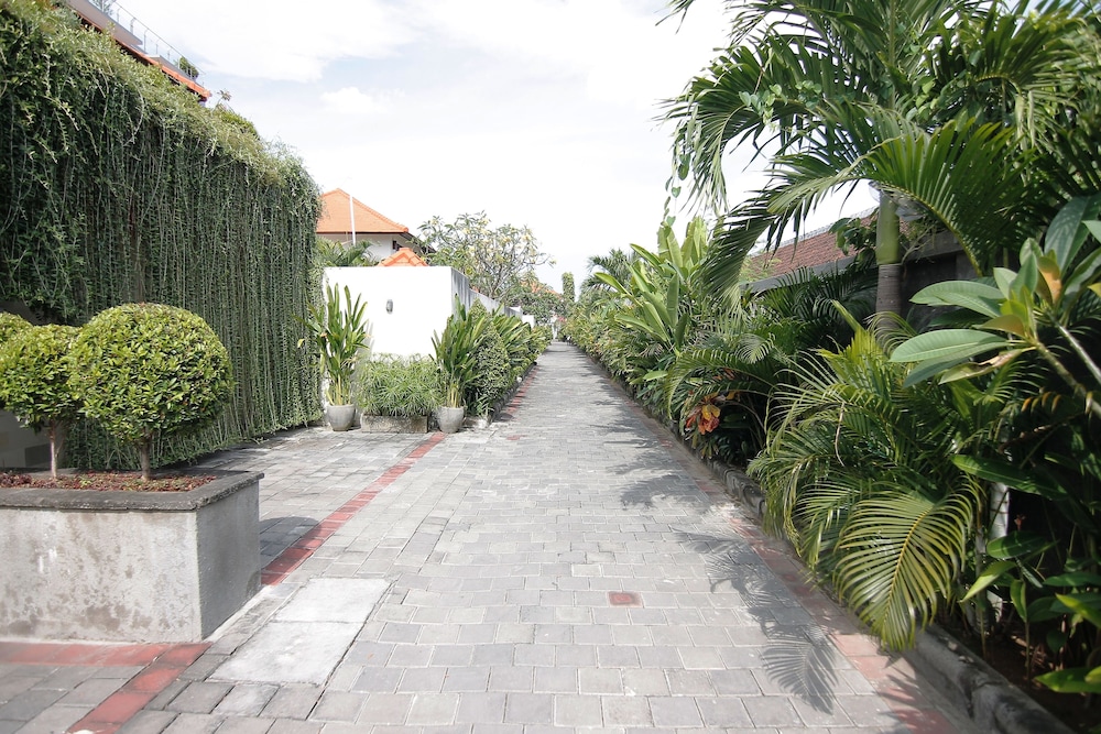 Destiny Villas and Residence 46/52