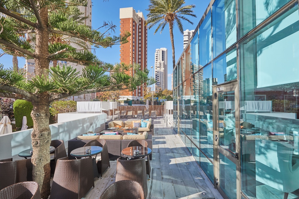 Sandos Benidorm Suites 18/50