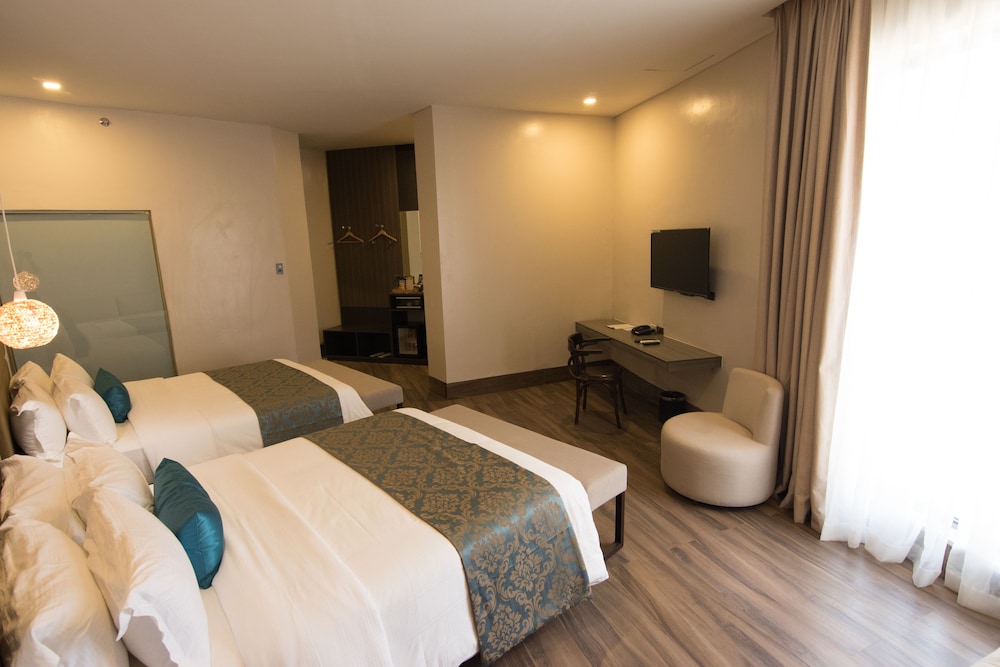 Goldberry Lite Hotel Iloilo 15/35