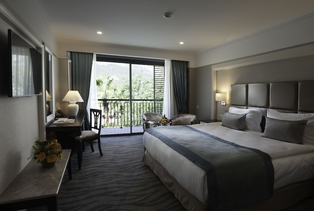 TUI Magic Life Rixos Beldibi +16 18/62