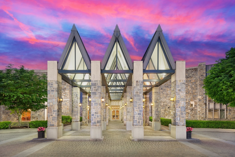 The Inn At Virginia Tech And Skelton Conference Center 40/50