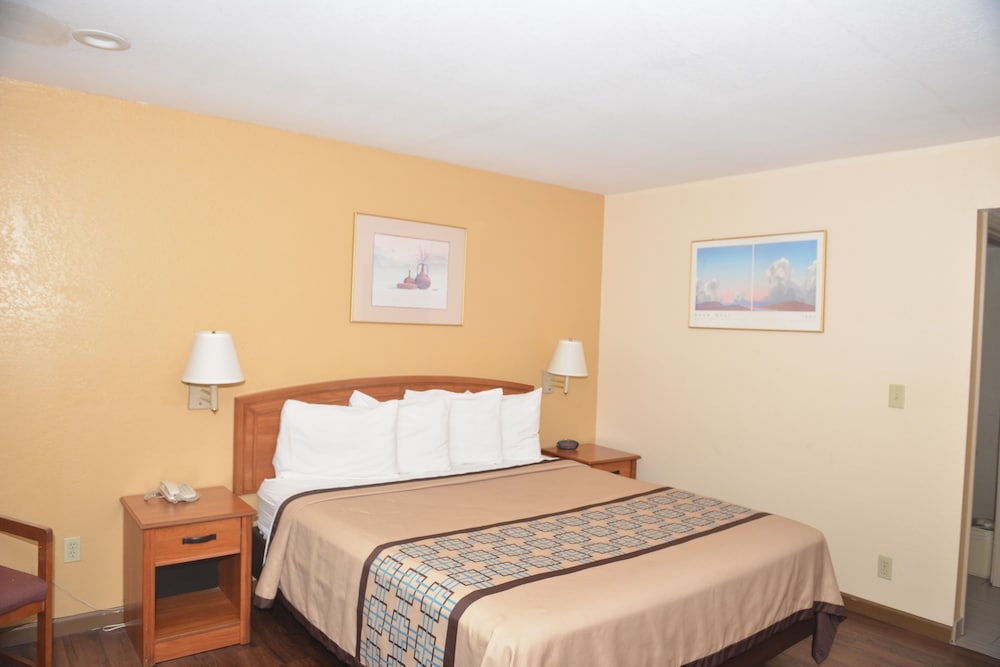 Northgate Motel 18/32