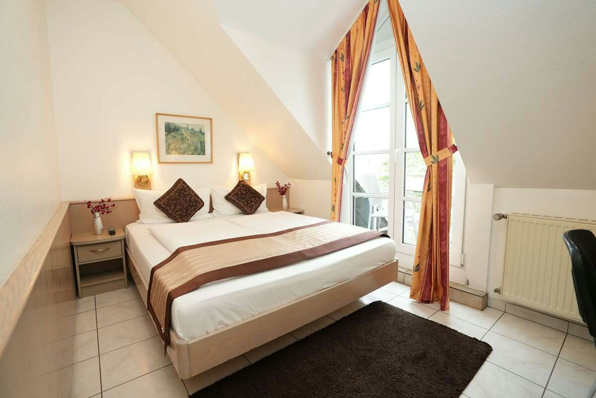 UNO Hotel Posthof Saarlouis 6/42