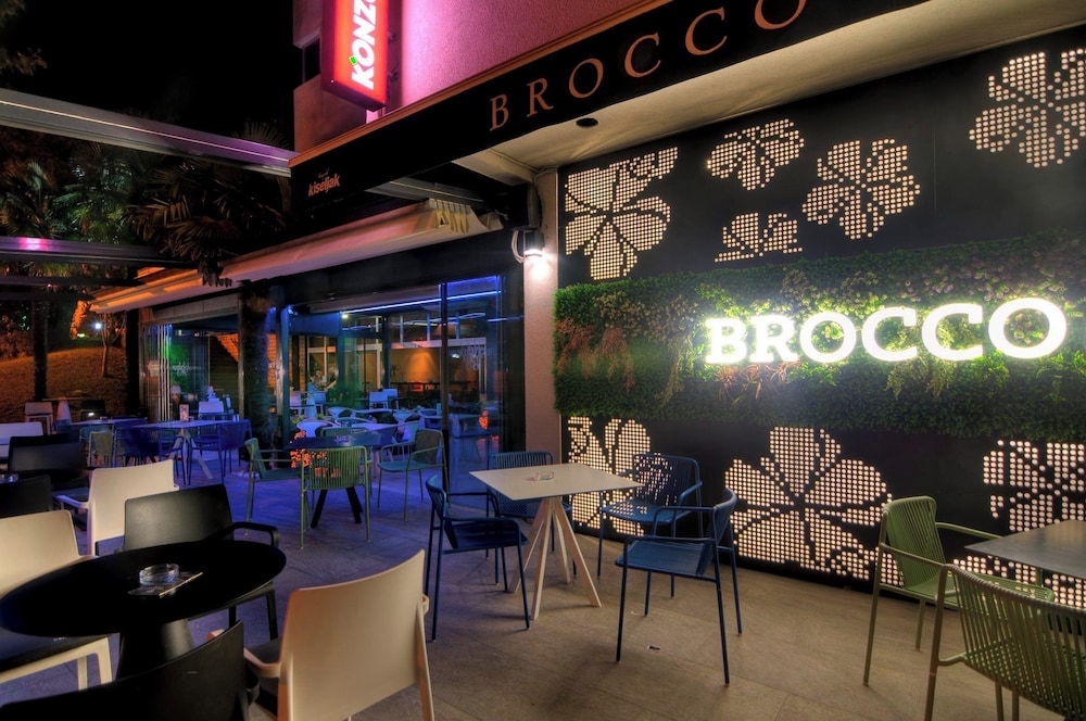 Hotel Brotnjo 57/67