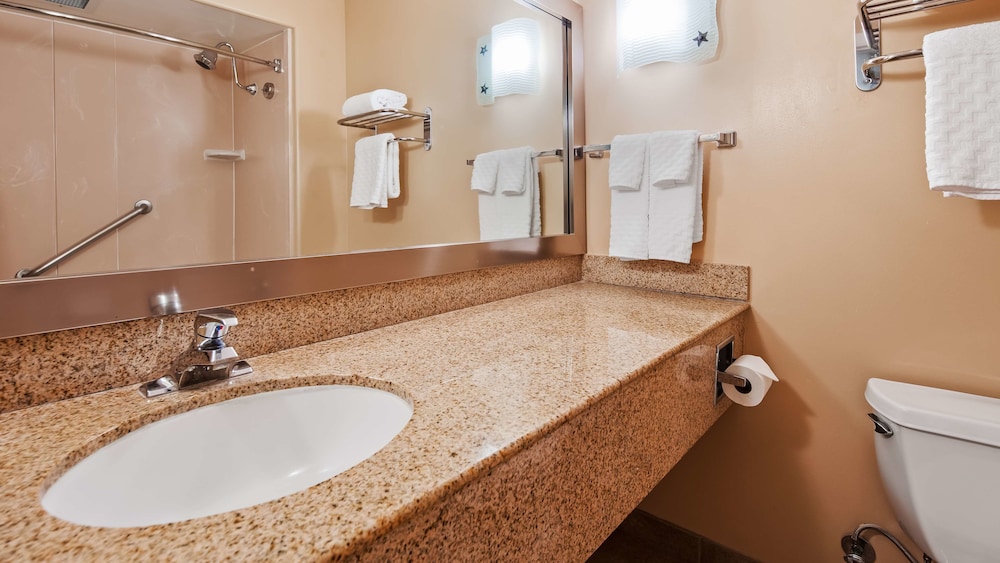 Best Western Plus Capitola By the Sea Inn Suites 30/55