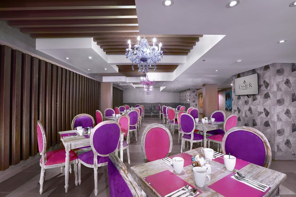 The Vasini Hotel 15/25