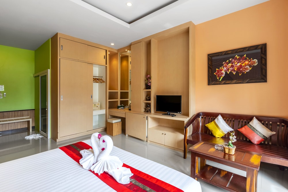 COCONUT BEACH RESORT 45/74