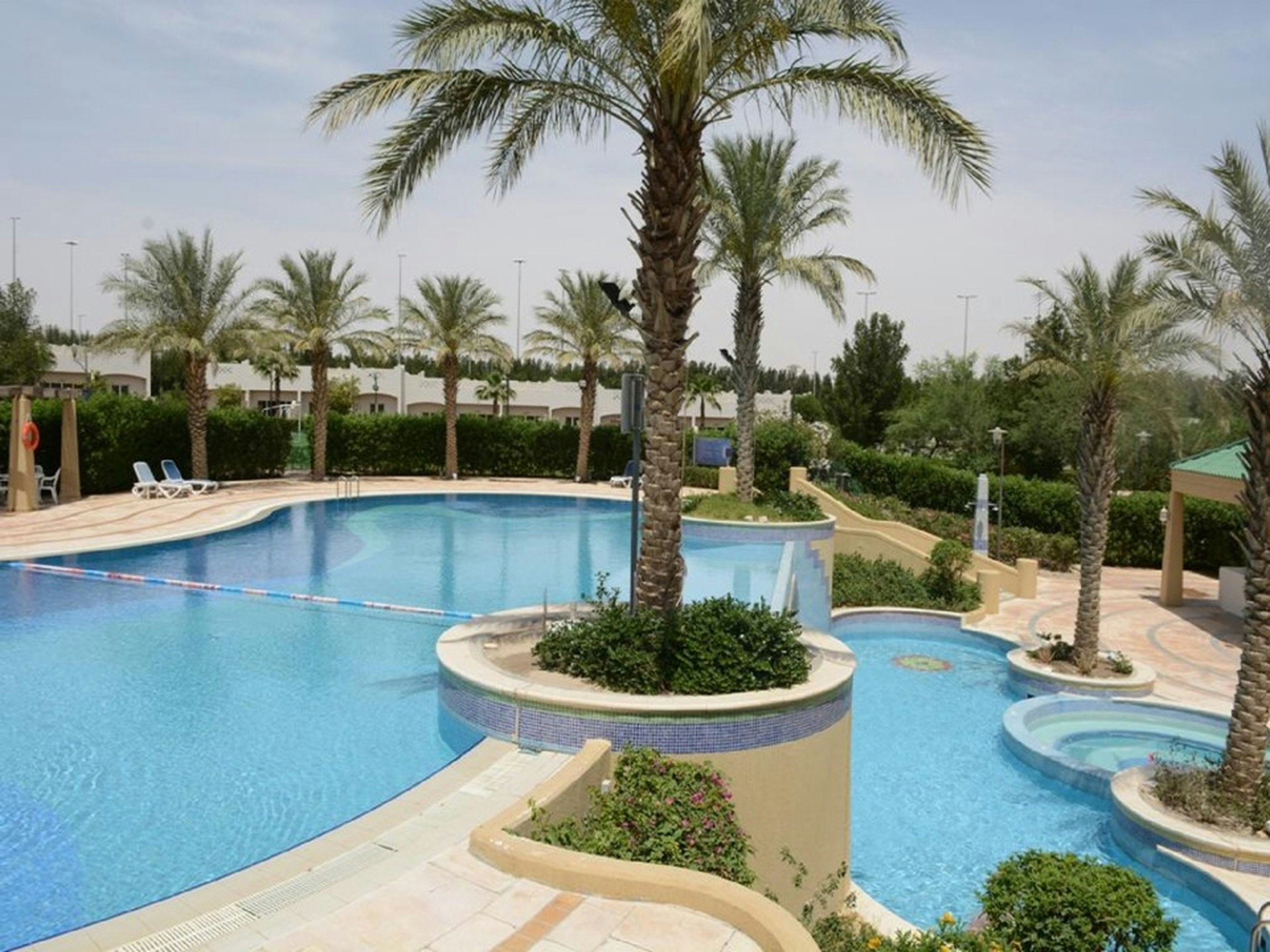 Copthorne Al Jahra Hotel & Resort 75/76