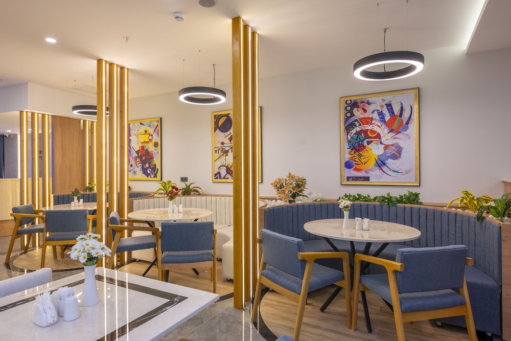 Diamond luxury Hotel 23/37