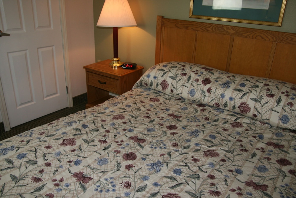 Affordable Suites Shelby 8/30