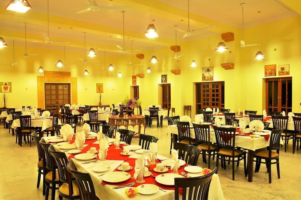 MIRVANA NATURE RESORTS 24/43