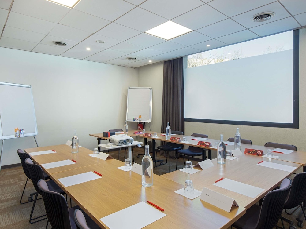 ibis Marseille Timone 62/73