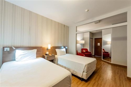Superior, Twin Beds